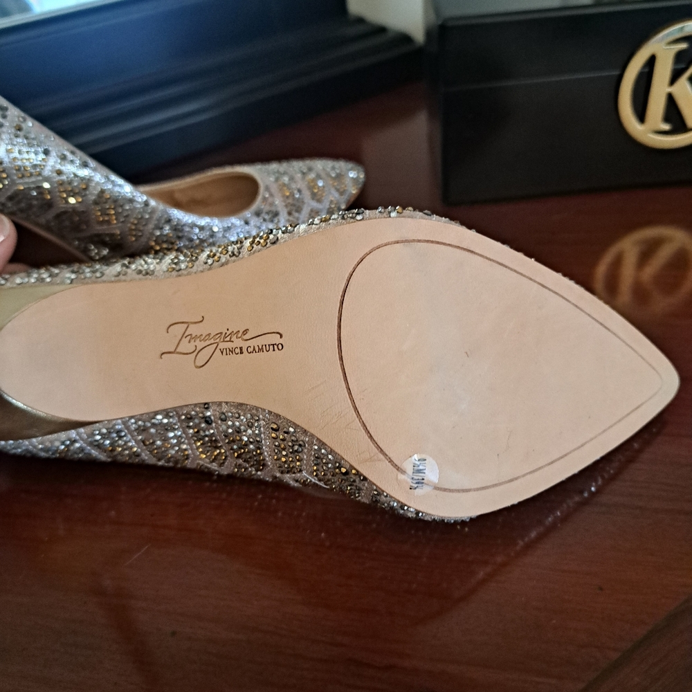 Vince Camuto Metallic Gold Heels - Picture 7 of 7